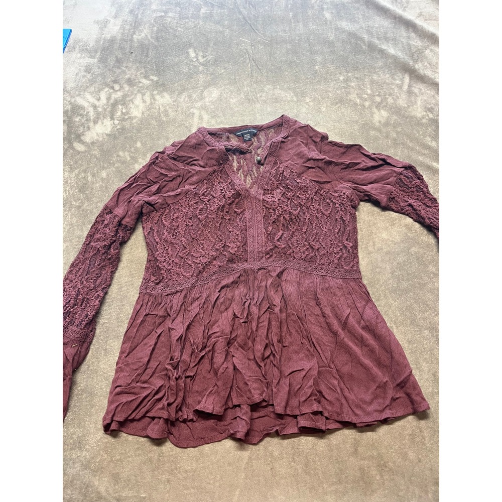 American Eagle Outfitters Burgundy Lace‎ Peplum Long Sleeve Top Blouse S